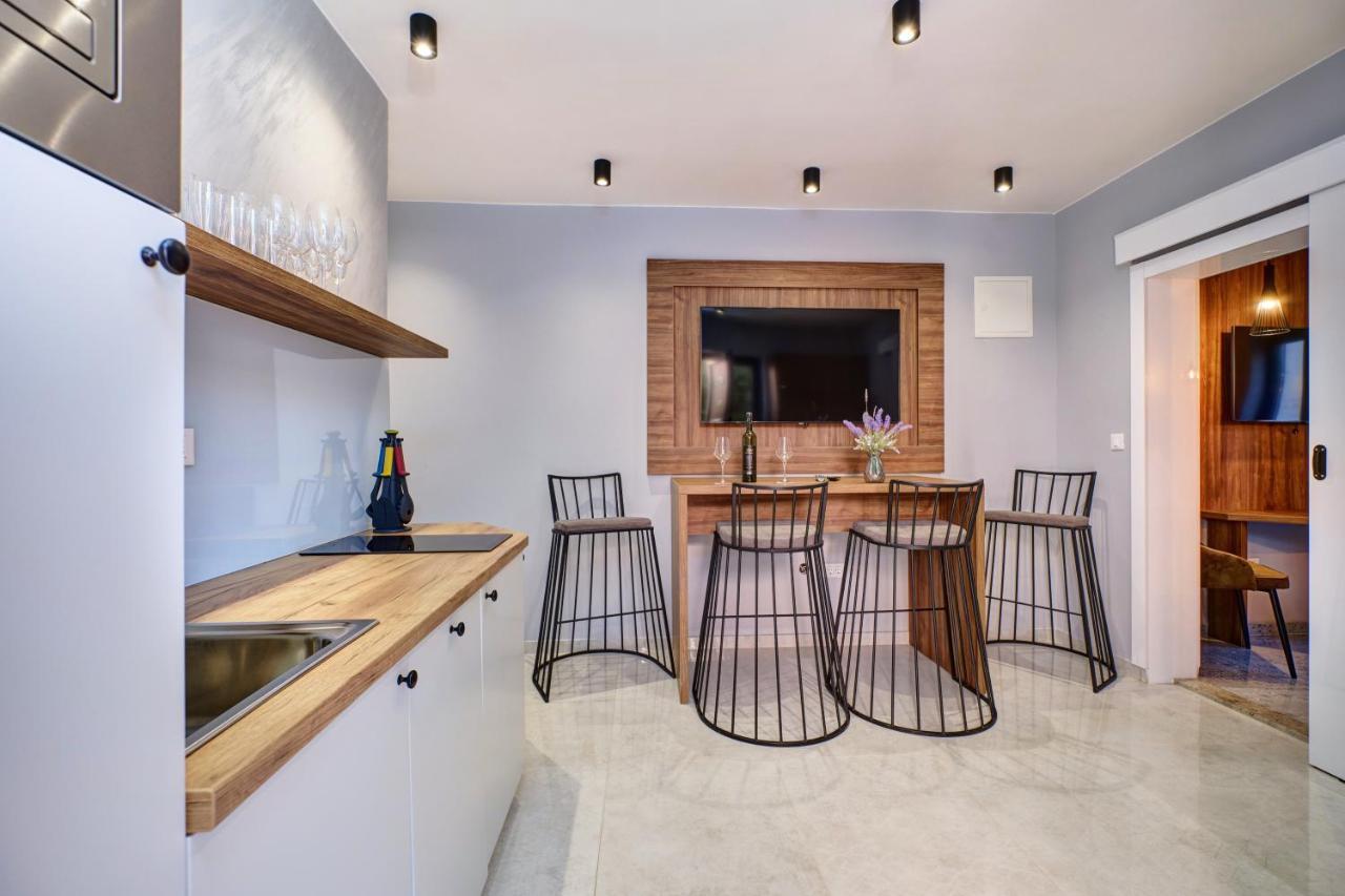 Luxury Apartments Mali Lošinj Exteriör bild